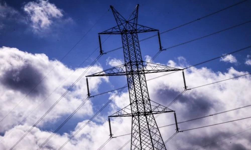 ΔΕΗ: Στήνει...ανάχωμα στις ανατιμήσεις του ρεύματος